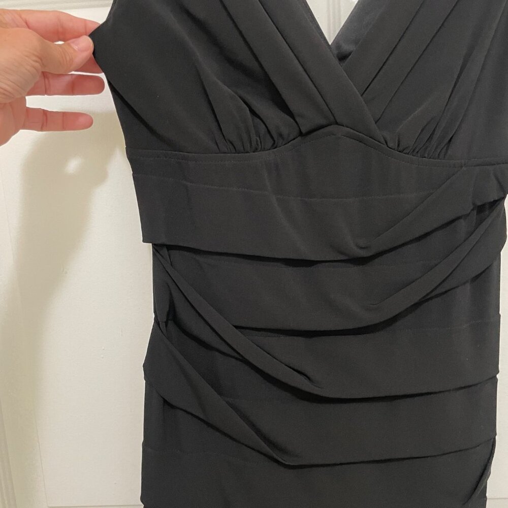 Connected Apparel Sheath Dress 6 Black Sleeveless Tiered Ruched V-Neck NWT